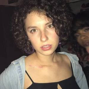 Meet your Posher, Tay